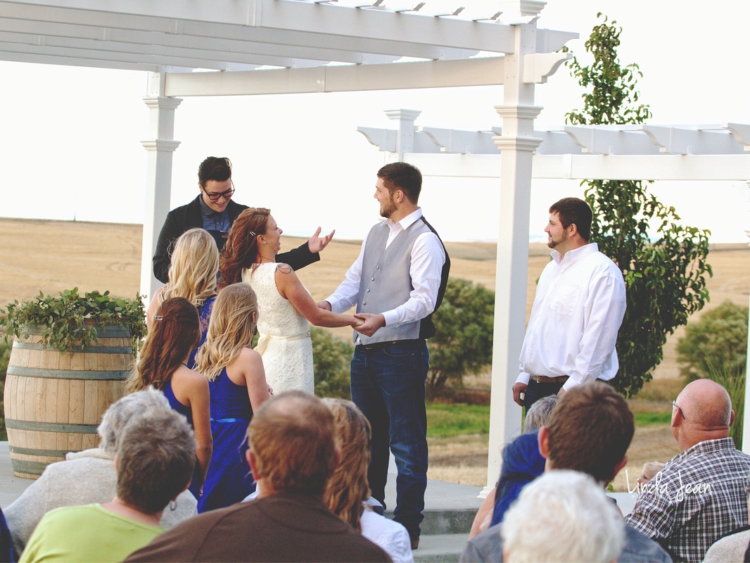 Lindsay Creek Vineyards Wedding Ceremony